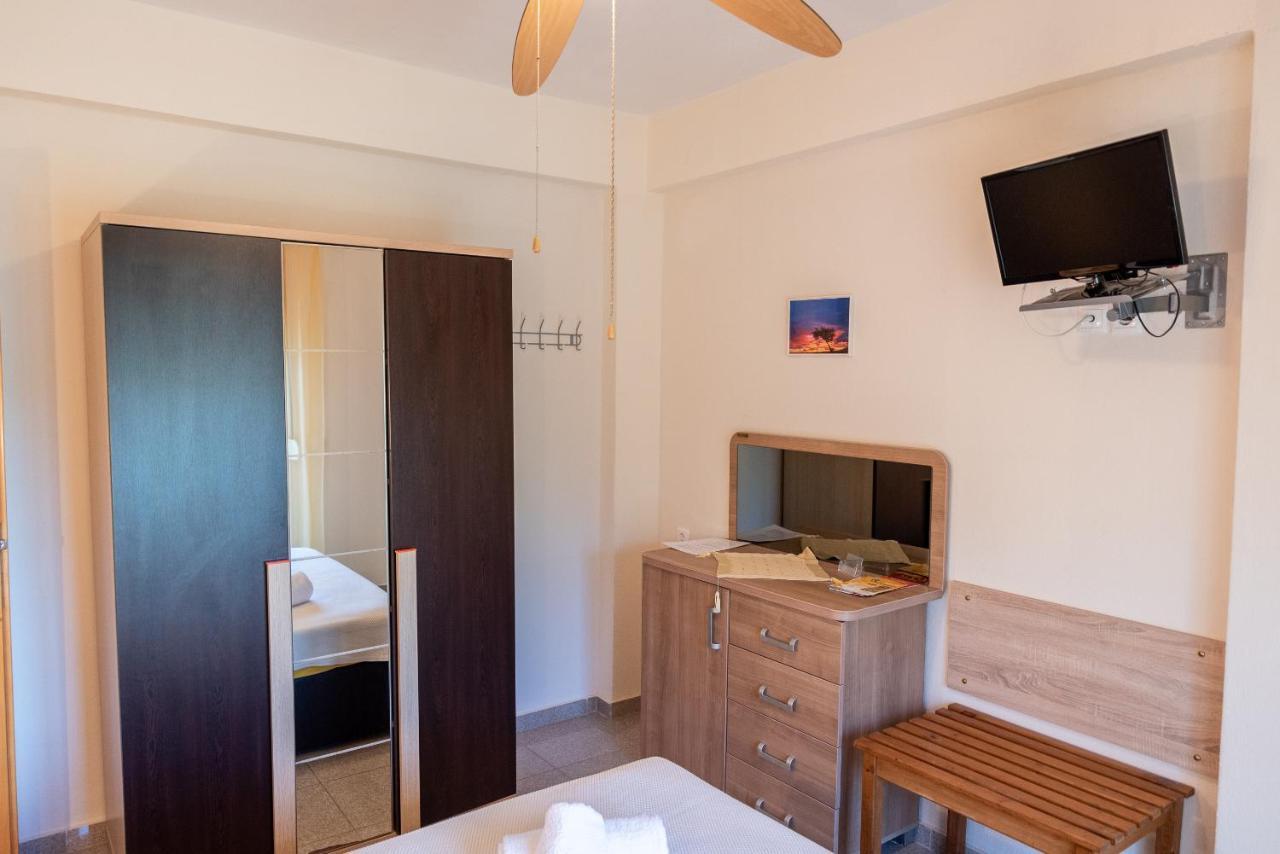 Nikos Apartments Ormos Panagias Bagian luar foto