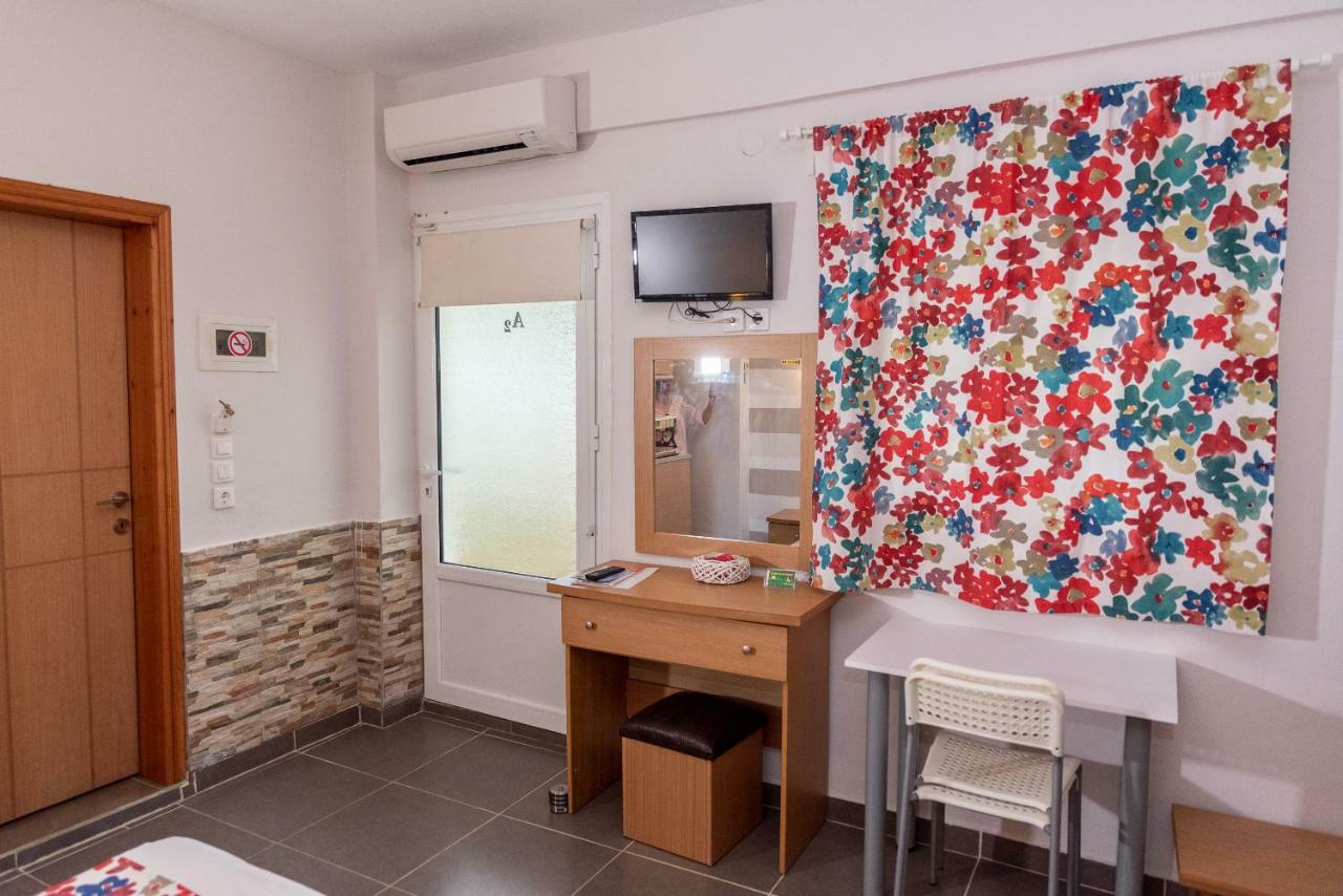 Nikos Apartments Ormos Panagias Bagian luar foto