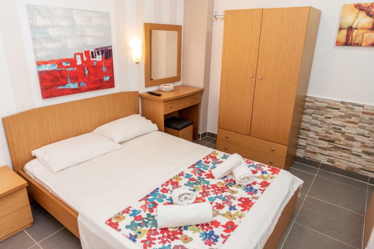 Nikos Apartments Ormos Panagias Bagian luar foto